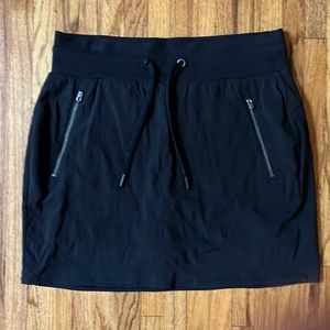 Athleta Trekkie Skort